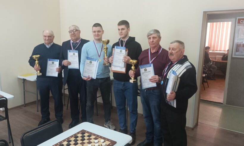 Мещовские шашисты защищают честь района