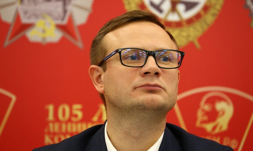 В. Исаков: учителя в Калужской области могут получить две МРОТ В. Исаков: учителя в Калужской области могут получить две МРОТ