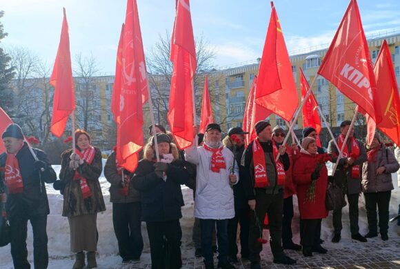 Митинг ко Дню Защитника Отечества прошел в Калуге