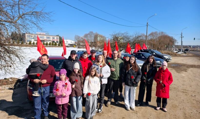 В Калужской области прошел автопробег «Красные крылья Победы»